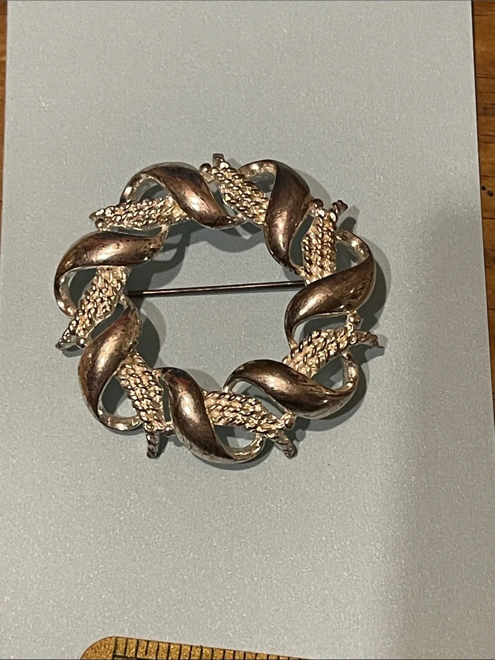 Silver-Tone Twisted Wreath Brooch – Classic Circle Pin